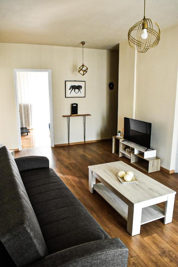 Nikis Apartment 라리사 외부 사진